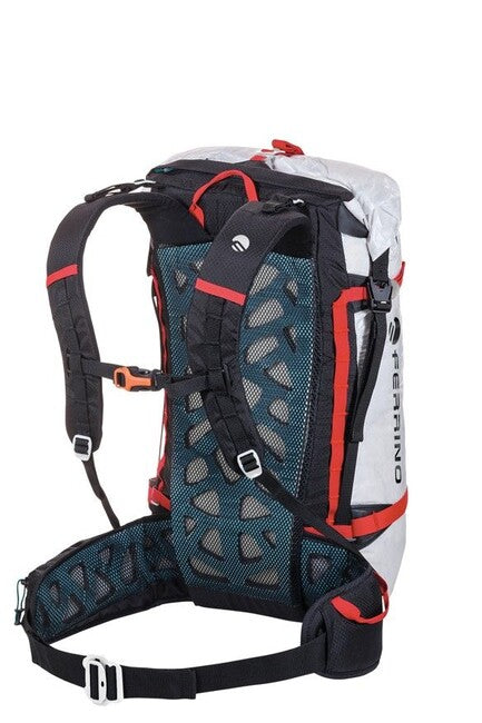 Ferrino Instinct 30+5 ultralagani ruksak, bijeli