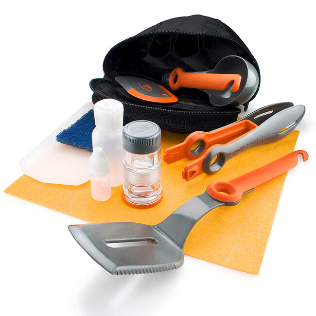 GSI Outdoors Crossover Kitchen Kit kuhinjski set za kampiranje