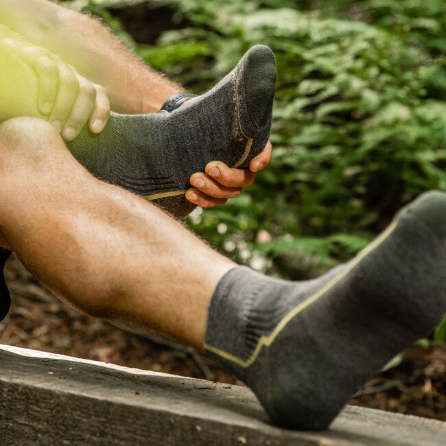 Darn Tough Hiker 1/4 Midweight planinarske čarape s amortizacijom, Taupe