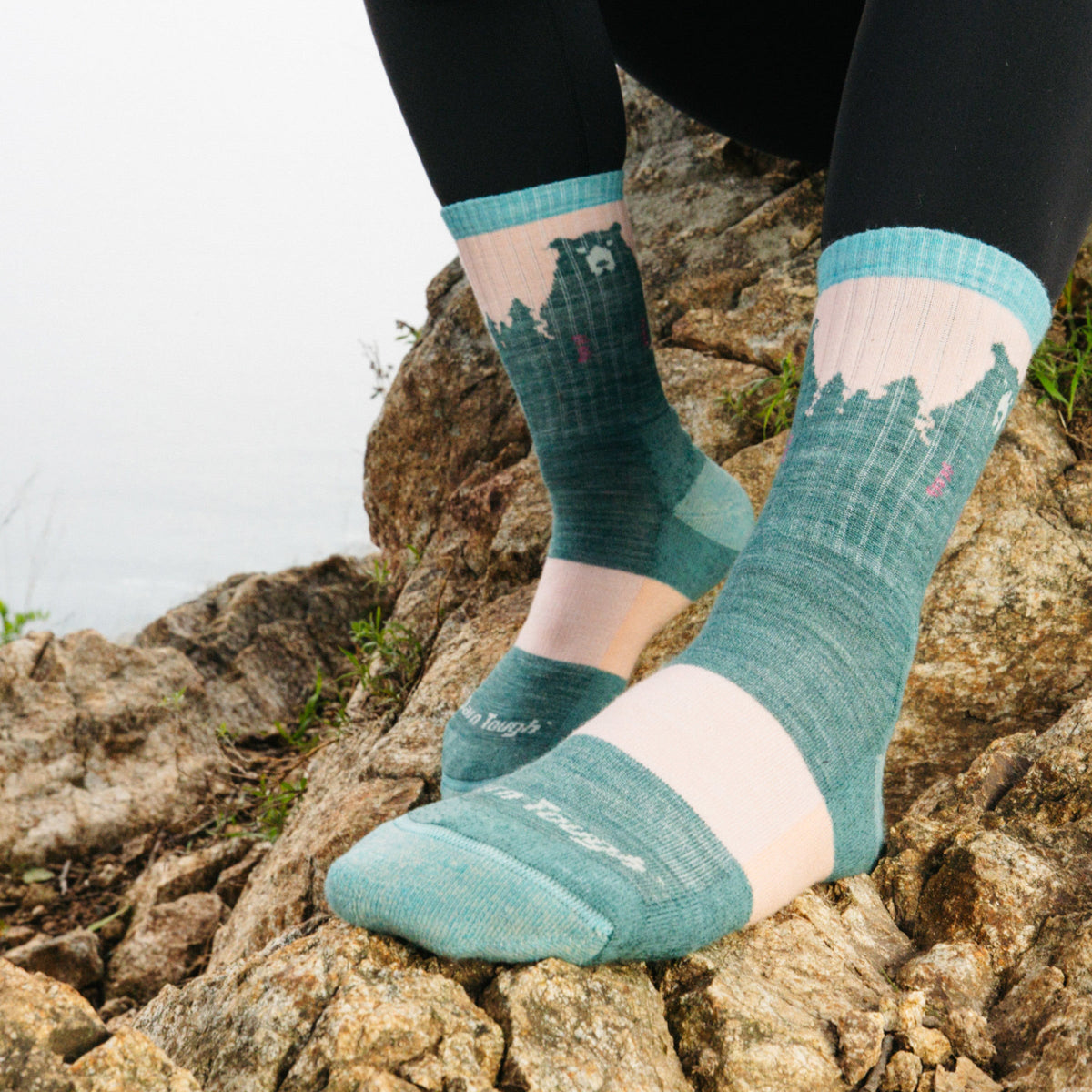 Darn Tough Bear Town Micro Crew Lightweight planinarske čarape s amortizacijom, Quartz