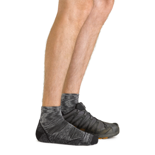 Darn Tough Light Hiker 1/4 Lightweight planinarske čarape s amortizacijom, Space Gray