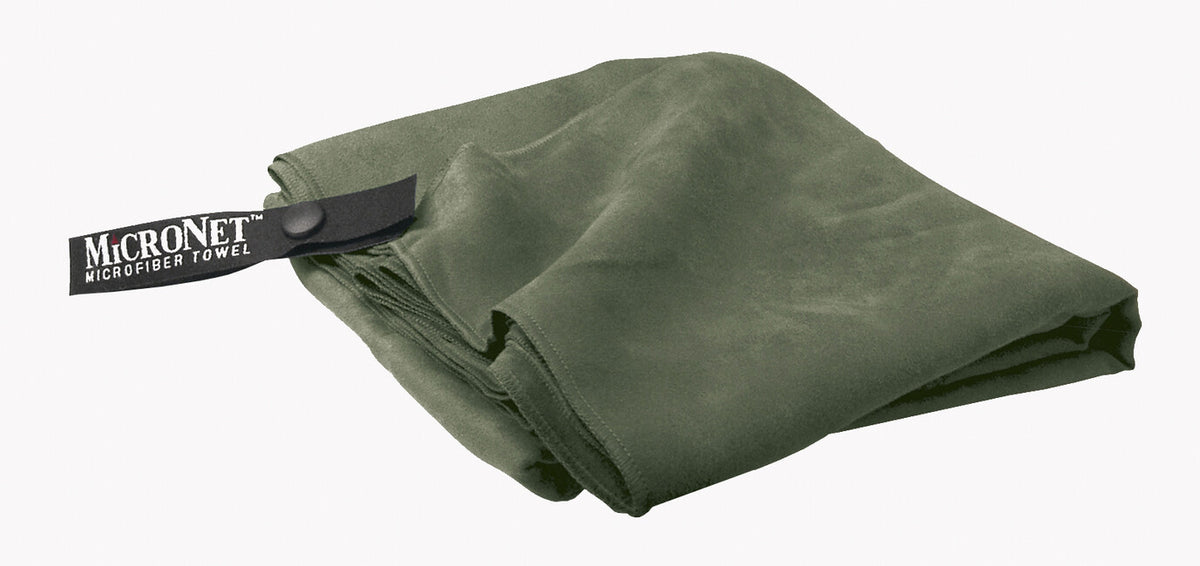 Gear Aid Microfiber Towel ručnik od mikrovlakna s antibakterijskom obradom i mrežastom torbom Ručnici za ruke GearAid, 90 x 155 cm, mach