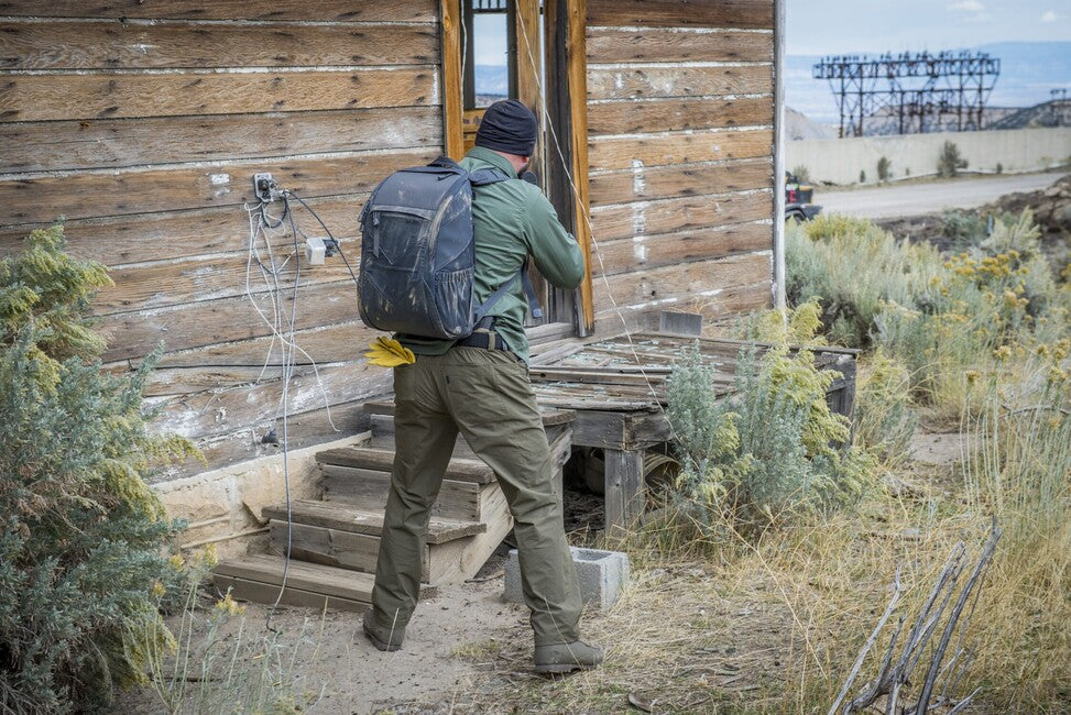 Helikon-Tex COVERT hlače VersaStretch taktičke Versa Stretch, Taiga Green