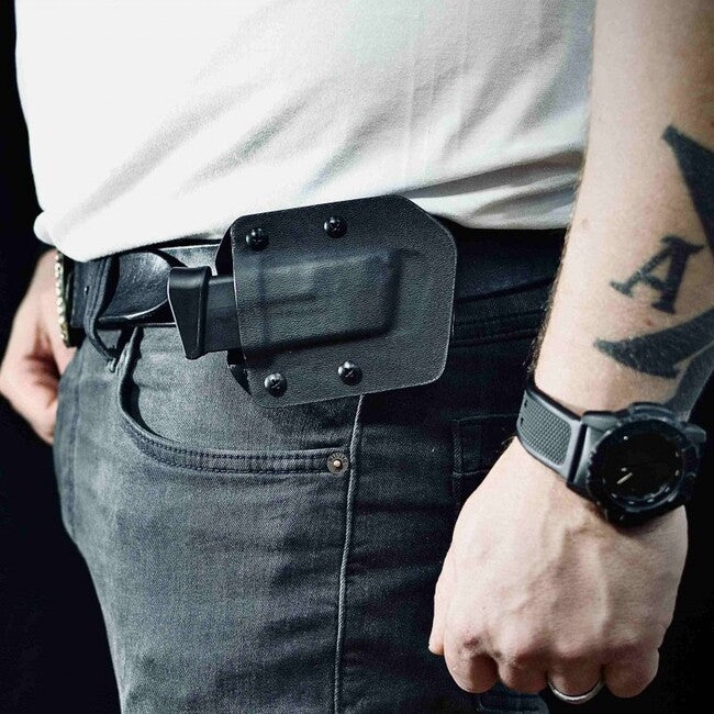 Falco Kydex Horizontálne puzdro F905 2021 na jeden zásobník kompatibilné so zásobníkmi Glock 19, čierne pravé