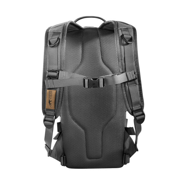 Tasmanian Tiger Essential 9L ruksak, titanski sivi