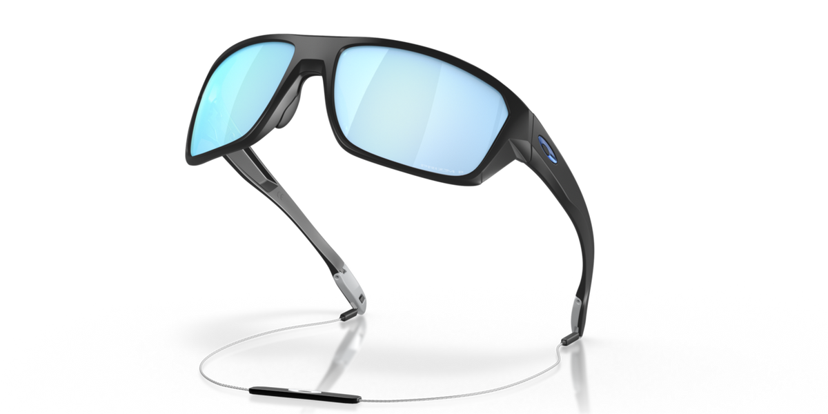 Oakley SPLIT SHOT sunčane naočale s okvirom Matte Black i s lećama Prizm Deep Water Polar 64