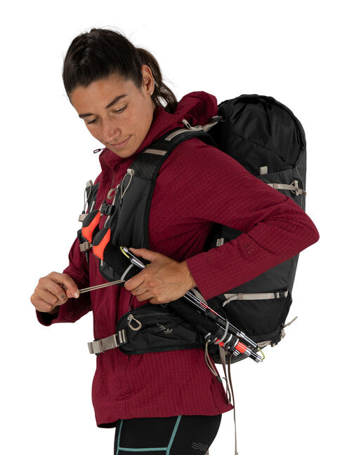 OSPREY TEMPEST VELOCITY 30 turistički ruksak, dark charcoal/chiru tan