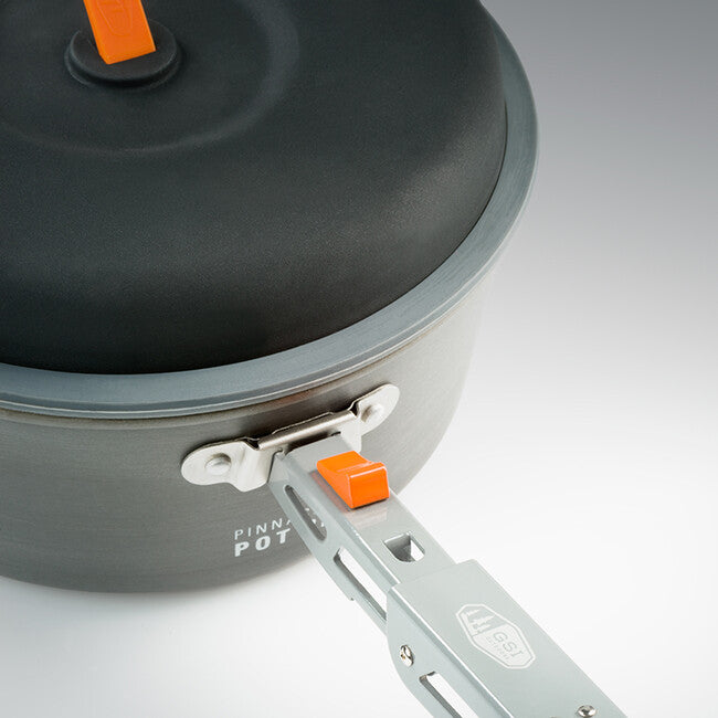 GSI Outdoors Pinnacle Camper kamping set posuđa za 4 osobe