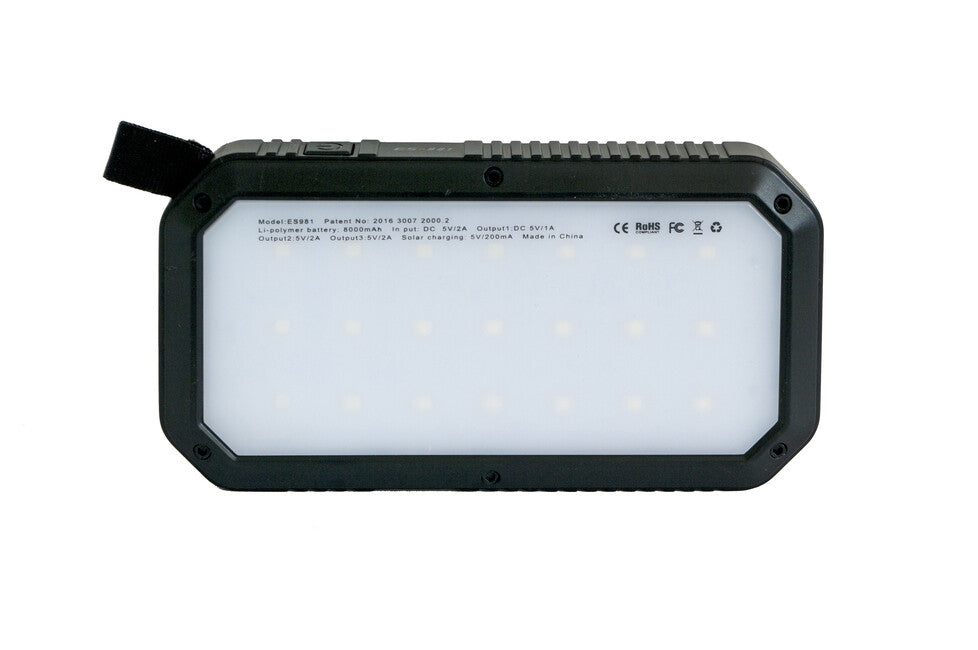 BasicNature powerbank 8K sa solarnim punjenjem i LED svjetiljkom, 8