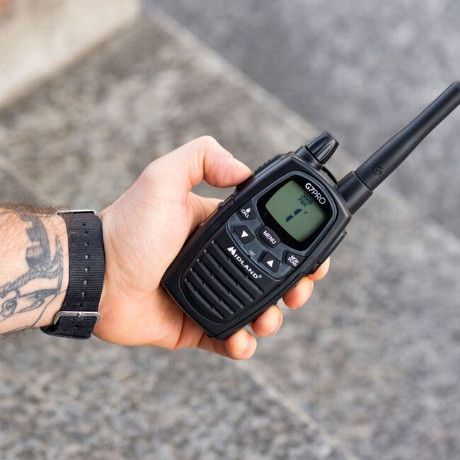 Midland G7 Pro radio, crni