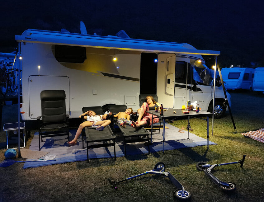 Origin Outdoors Connectable LED lampa, plava, 200 lumena, topla bijela