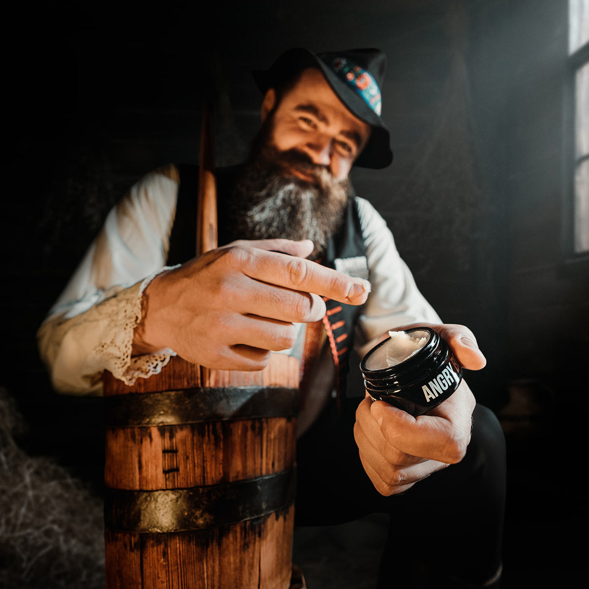 ANGRY BEARDS Carl Smooth balzam na bradu a fúzy 46 g