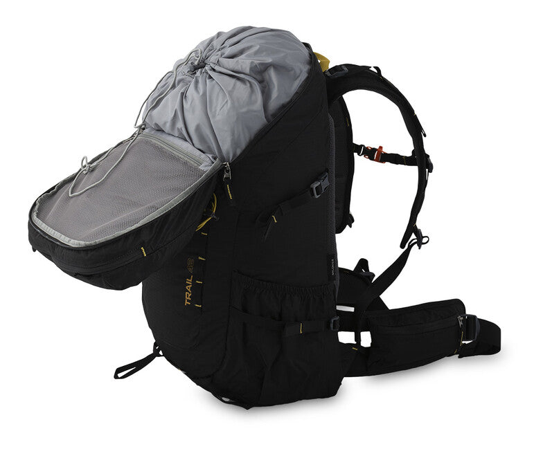 Pinguin Trail 42 ruksak Nylon, 42 L, crni