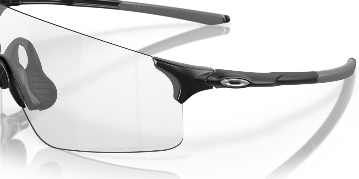 Oakley EVZERO BLADES fotokromatske naočale s okvirom Matte Black i s lećama Clear 50% Irid Photo