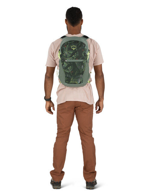 OSPREY DAYLITE PLUS 20 gradski ruksak, rattan print/rocky brook