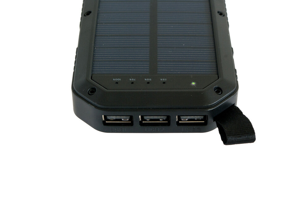 BasicNature powerbank 8K sa solarnim punjenjem i LED svjetiljkom, 8