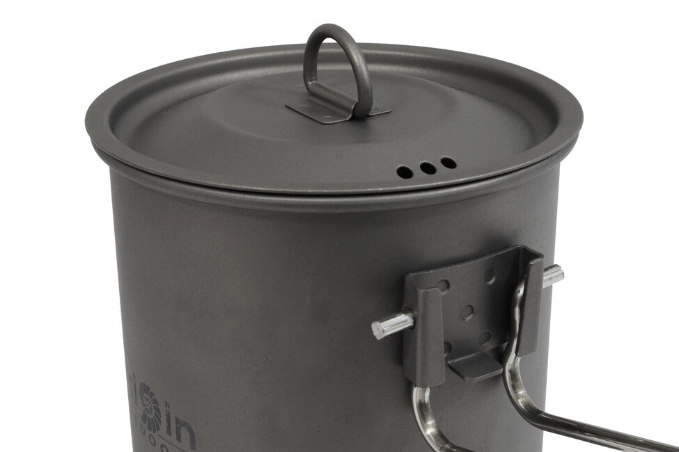 Origin Outdoors Titanium titanijski trekingski lonac/šalica s izljevom i sklopnom ručkom Camping Pot, 750 ml