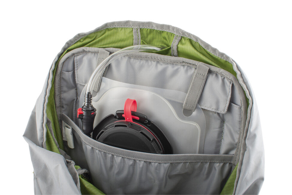 Pinguin Trail 42 ruksak Nylon, 42 L, crni