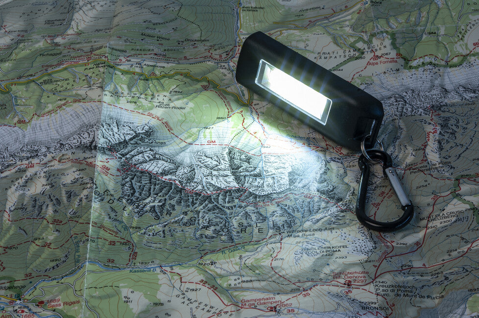BasicNature USB LED privjesak za ključeve, crni
