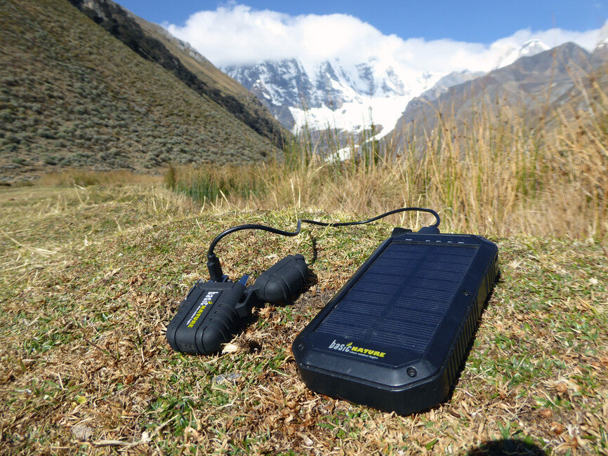 BasicNature 20K powerbank s bežičnim punjenjem Qi i solarnim panelom