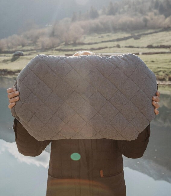 Klymit Luxe jastuk, siv