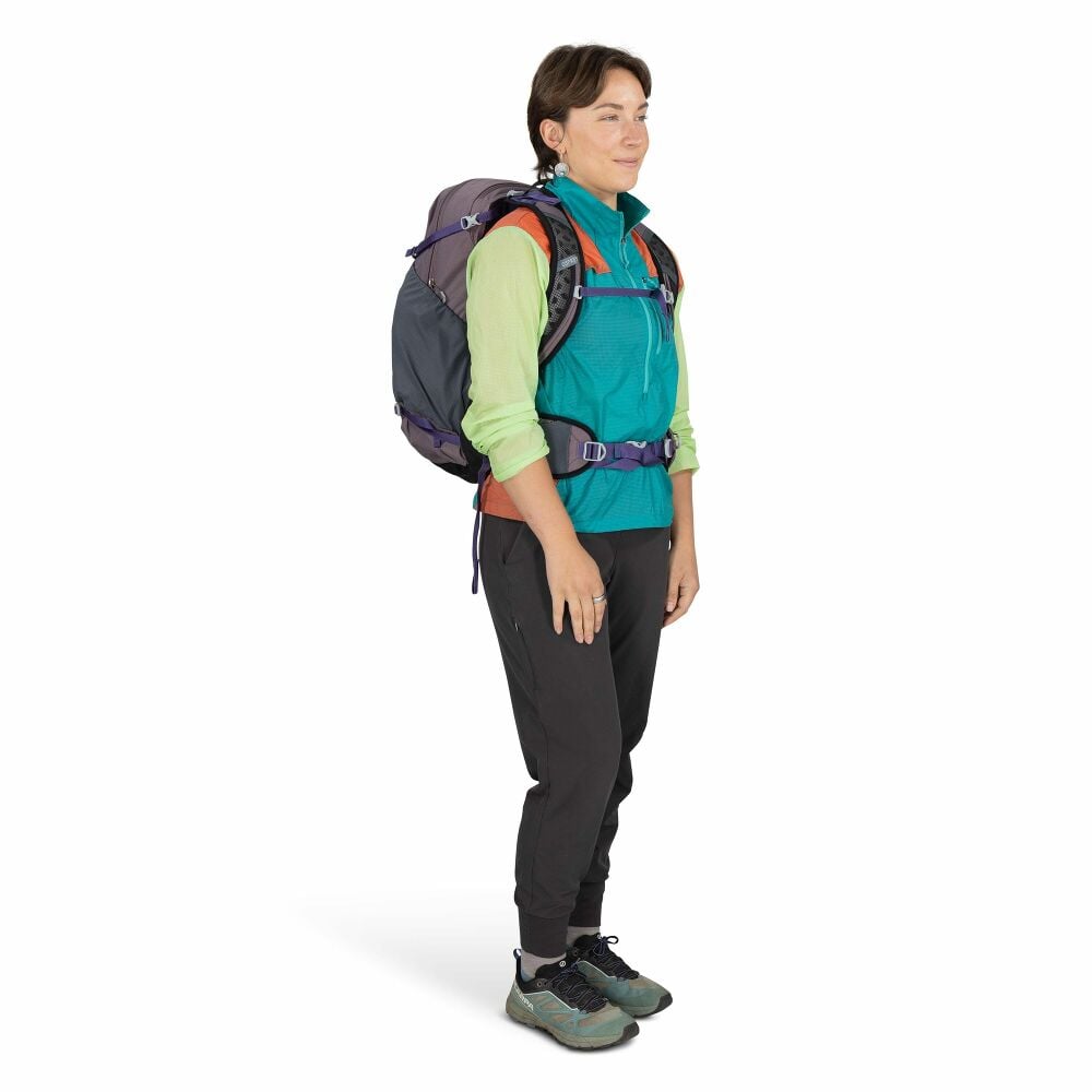 OSPREY HIKELITE 28 turistický batoh, raven black