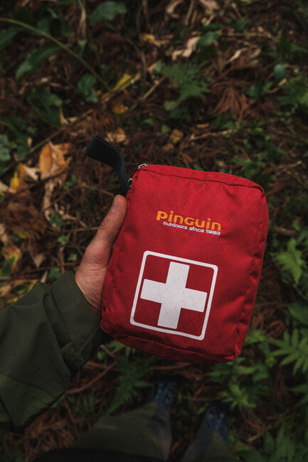 Pinguin First Aid Kit kutija prve pomoći L, crvena