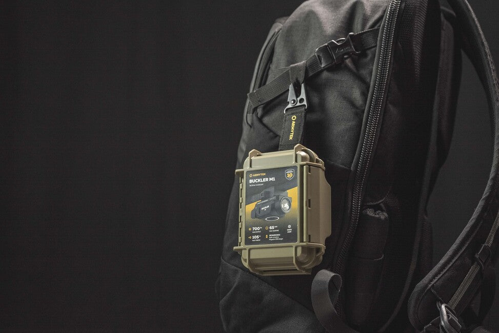 Armytek Buckler M1 kompaktna punjiva svjetiljka za oružje 700lm