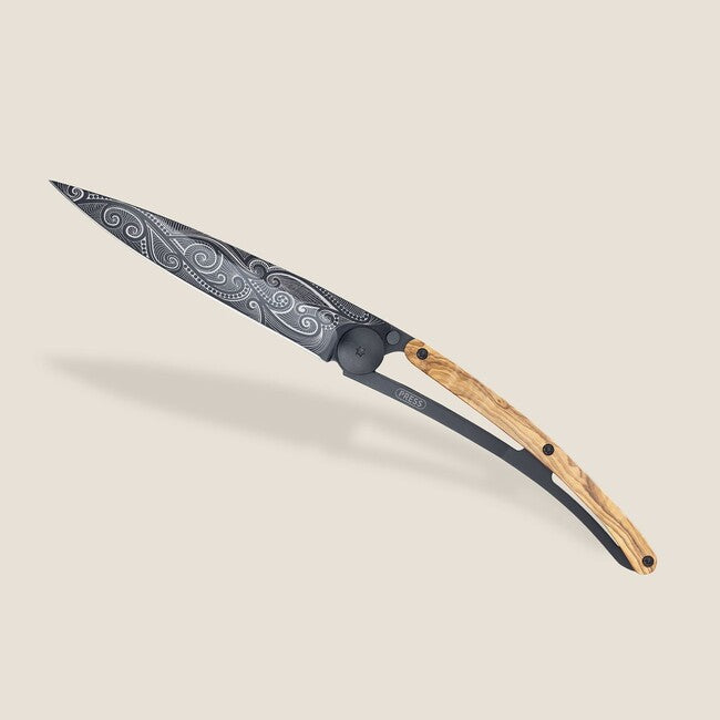 Deejo Black tattoo sklopivi nož olive wood pacific