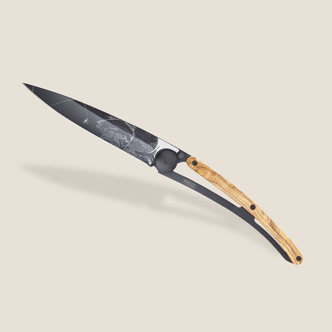 Deejo Tattoo sklopivi nož black olive wood Trout