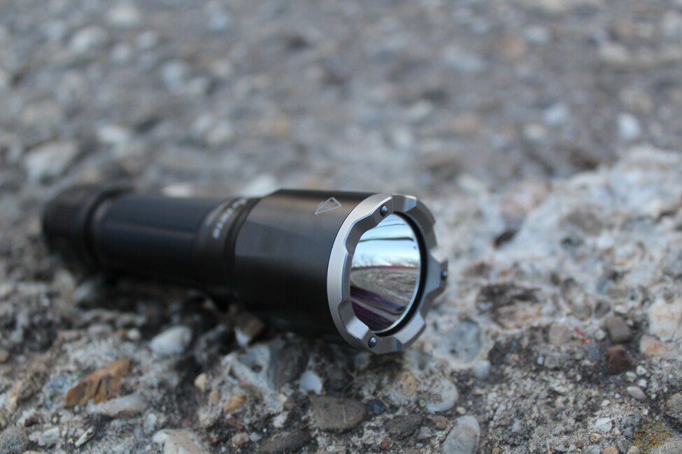 Fenix TK16 V2.0 svjetiljka, crna