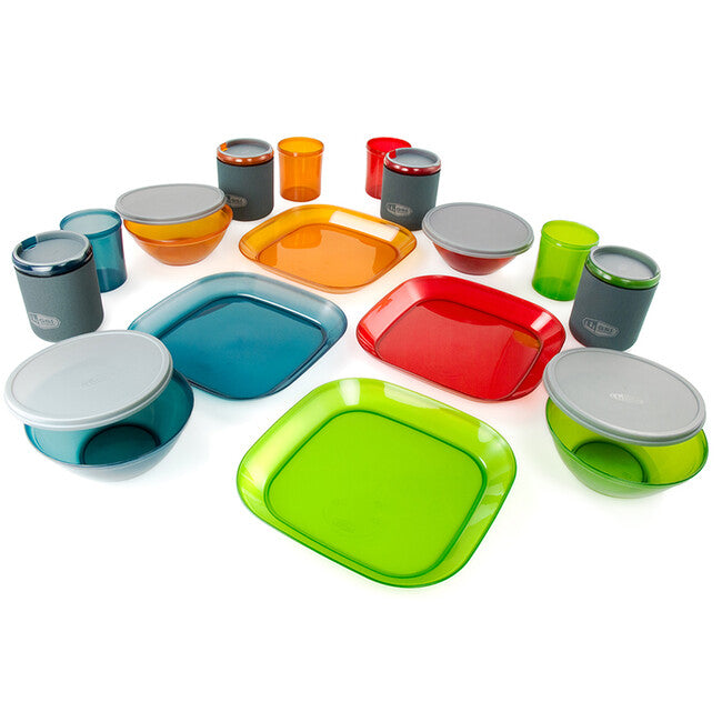 GSI Outdoors Infinity luksuzni set posuđa za 4 osobe Multicolor Person Deluxe Tableset