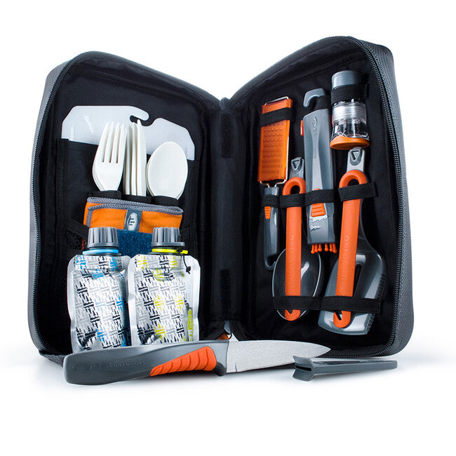 GSI Outdoors Destination Kitchen Set set kuhinjskog pribora 24