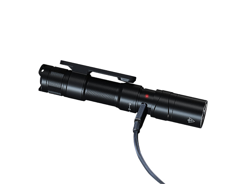 Fenix LD12R nabijajuća svjetiljka