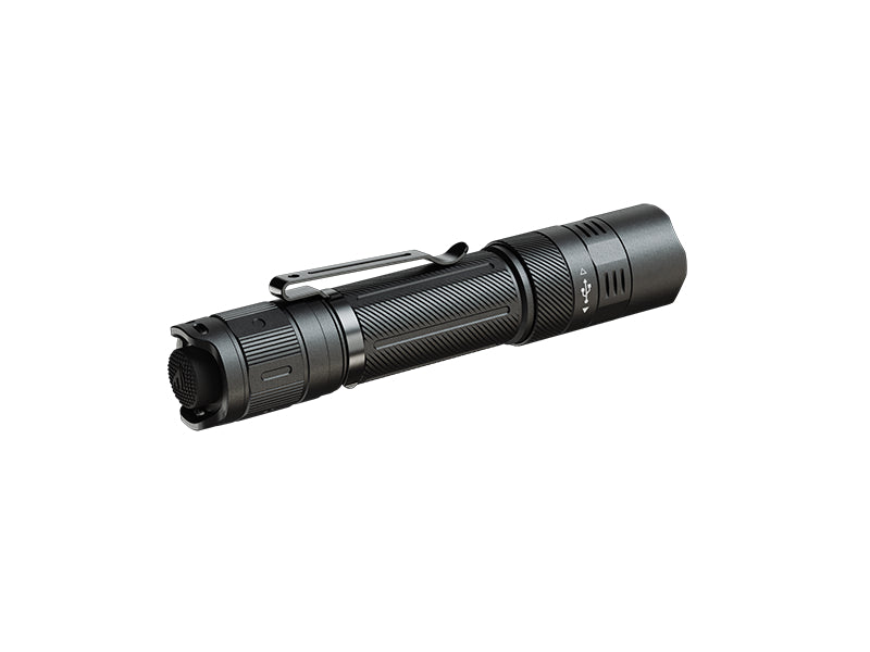 Fenix PD32R punjiva svjetiljka