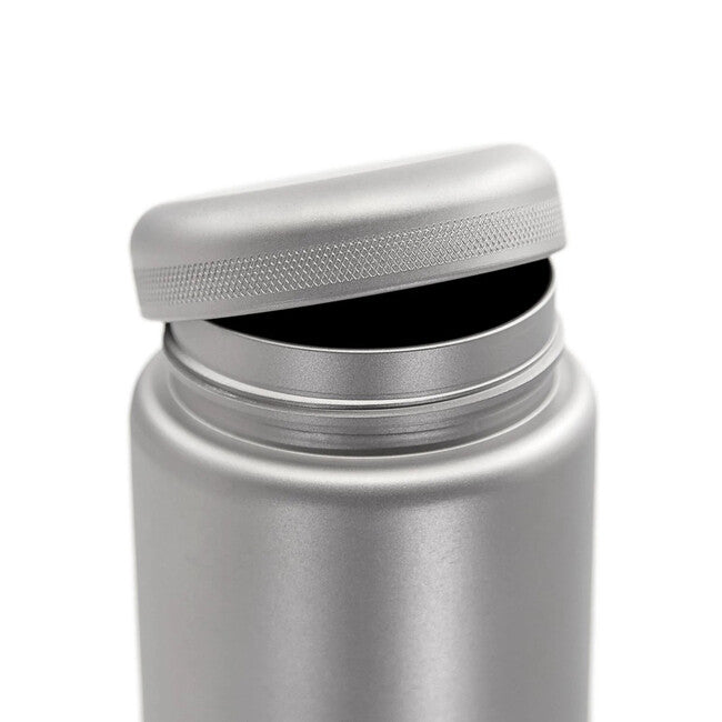 Silverant titanijska boca s ravnim poklopcem, 600 ml