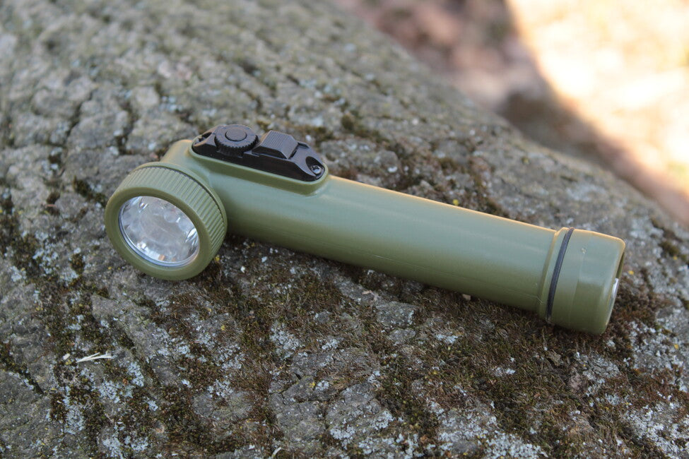 Mil-Tec Army 6 svjetiljka LED 16cm, maslinasto zelena