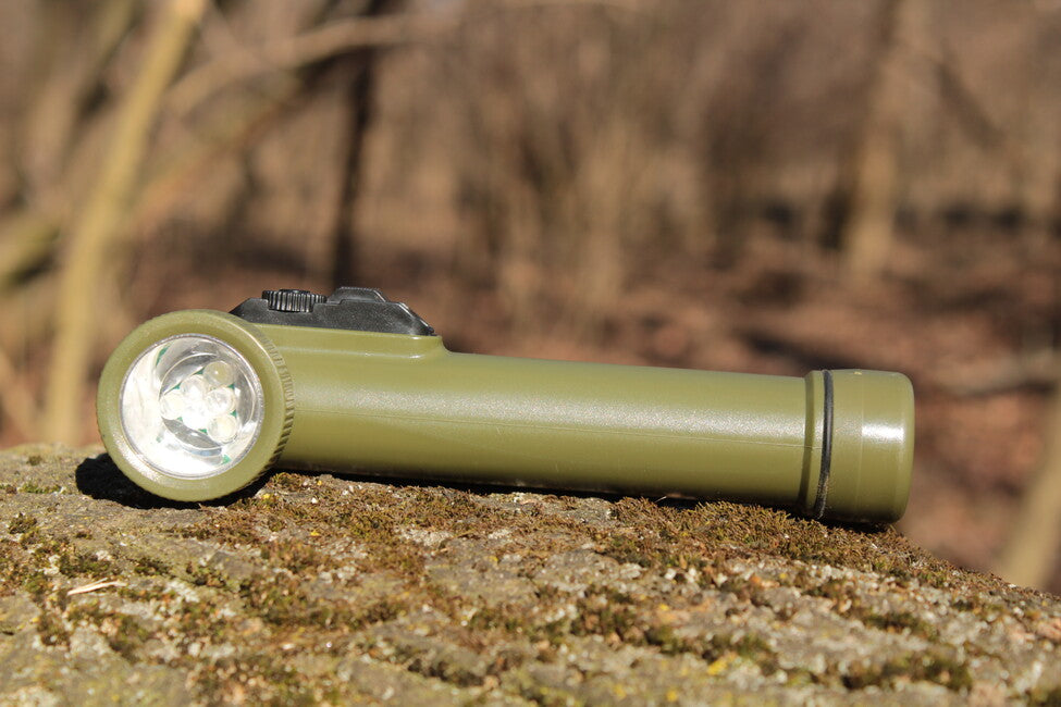 Mil-Tec Army 6 svjetiljka LED 16cm, maslinasto zelena