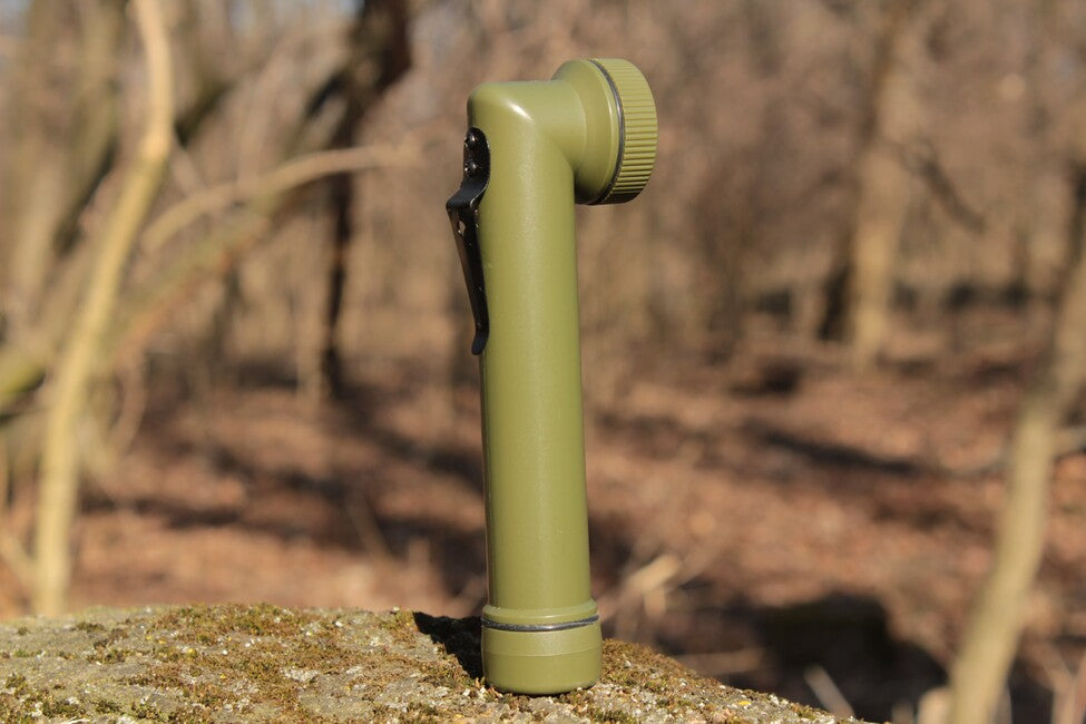 Mil-Tec Army 6 svjetiljka LED 16cm, maslinasto zelena