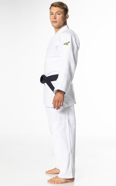 Mizuno Yusho III IJF kimono judo 750g, bijeli