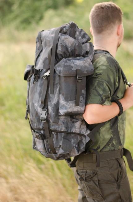 MFH BW ruksak nepromočivi HDT-camo LE 65L uzorak