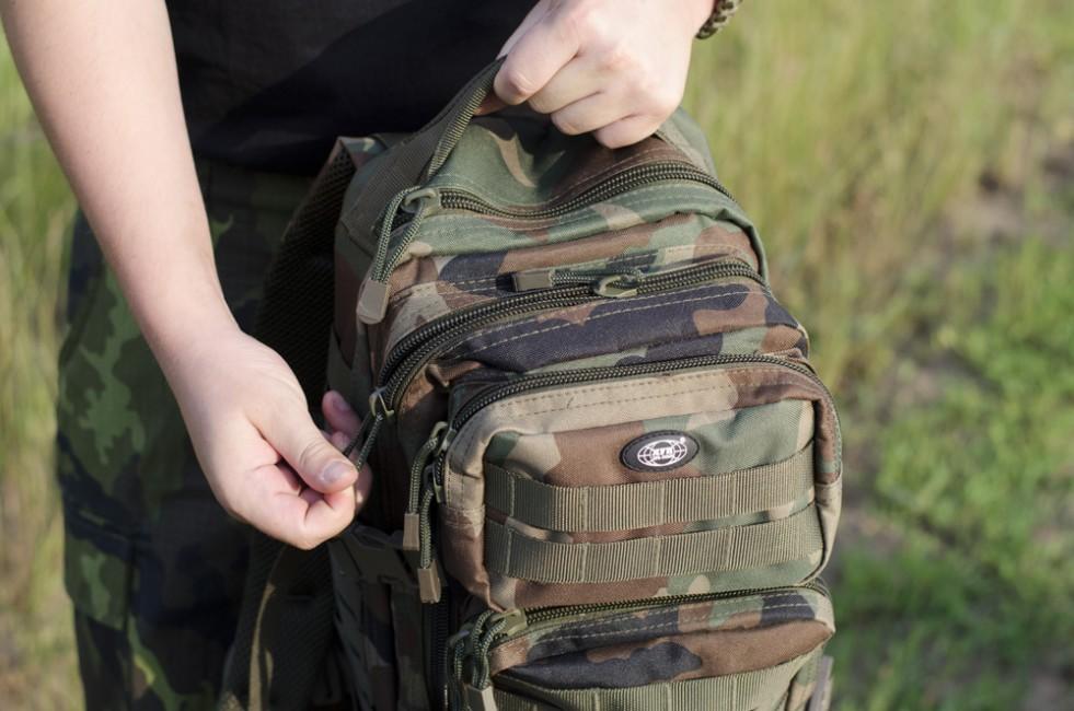 MFH US assault ruksak, Woodland 30L