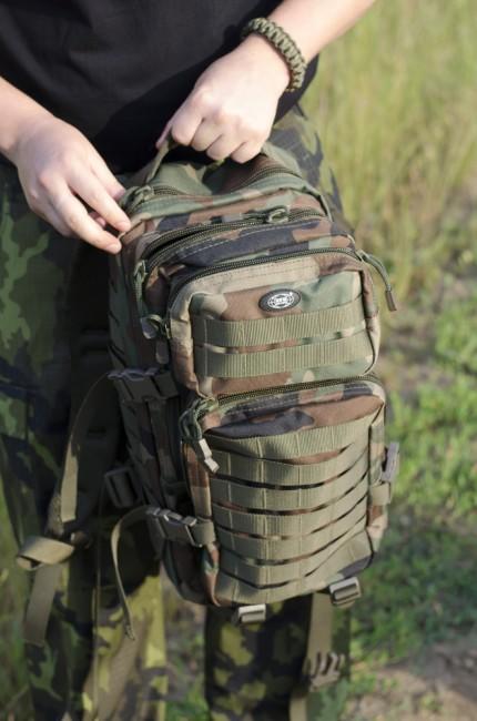 MFH US assault ruksak, Woodland 30L