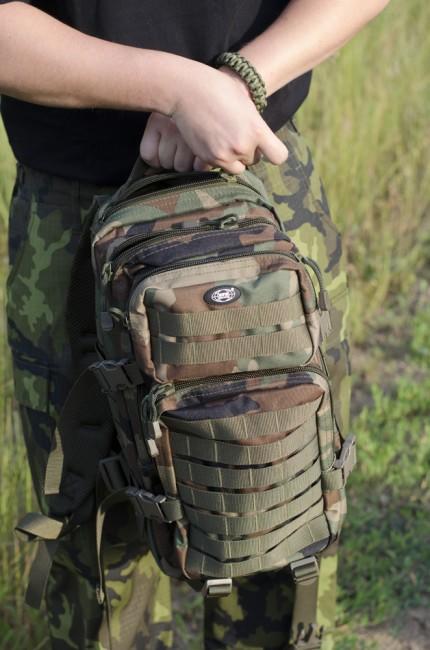 MFH US assault ruksak, Woodland 30L