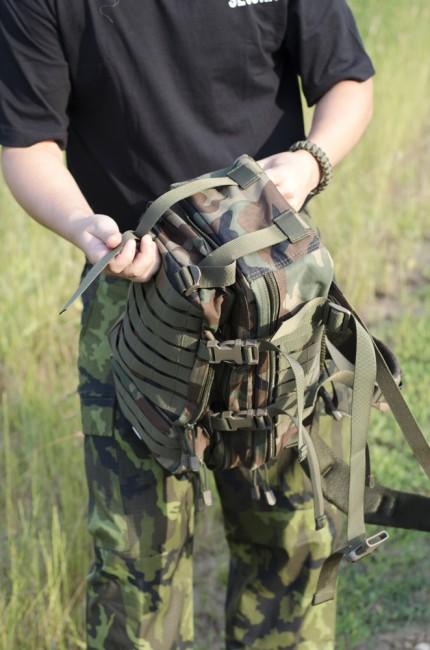 MFH US assault ruksak, Woodland 30L