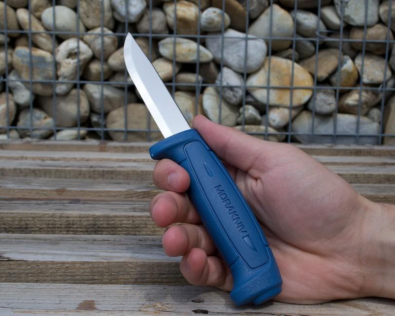 Mora of Sweden Basic 546 nož, plav