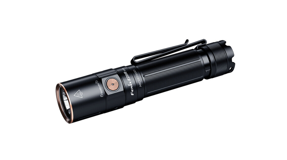 Fenix E28R V2.0 punjiva svjetiljka