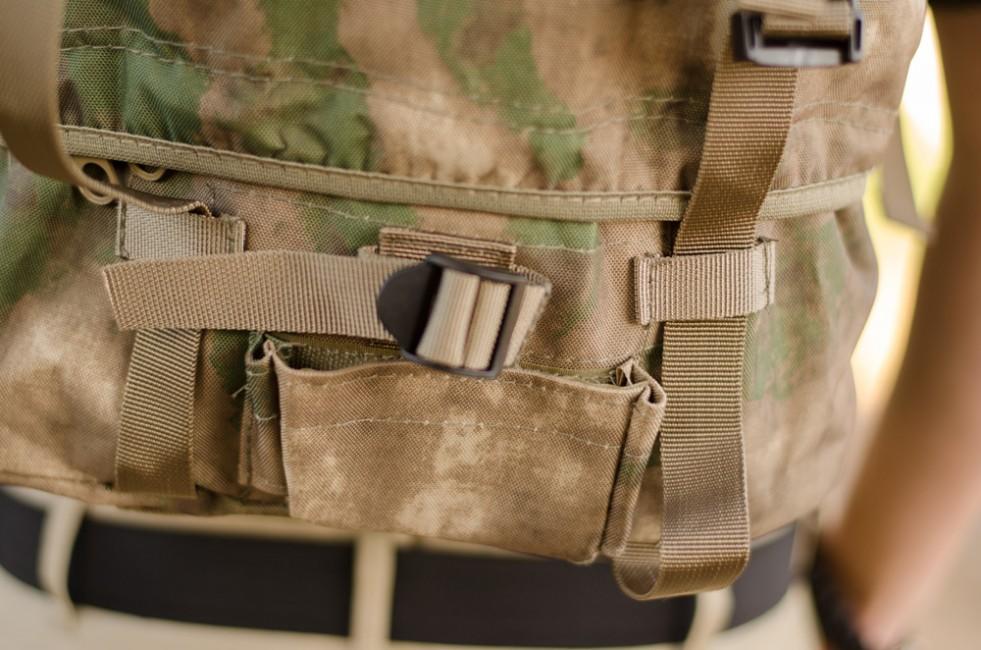 MFH BW ruksak nepromočivi uzorak HDT-camo FG 65L