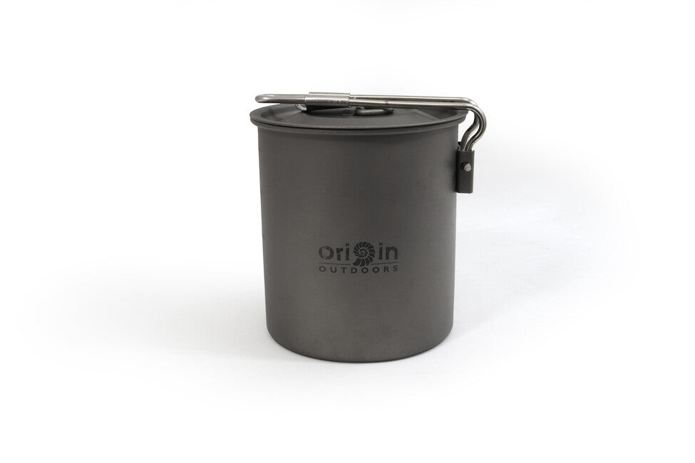 Origin Outdoors Titanium titanijski trekingski lonac/šalica s izljevom i sklopnom ručkom Camping Pot, 750 ml