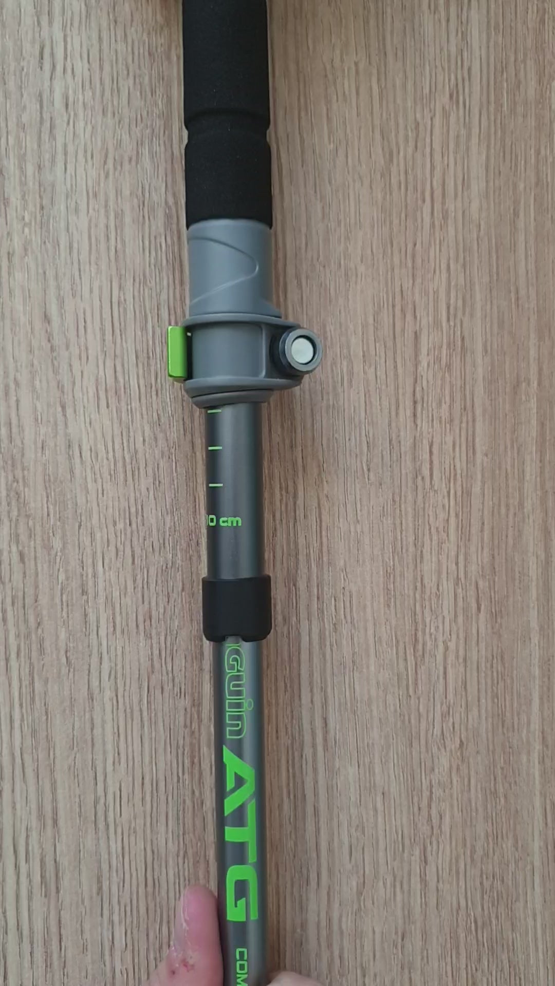 Učitaj video: Pinguin Compact FL — aretácia palice